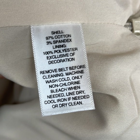 WHBM pencil skirt with an animal print trimmed belt in size 0. - Picture 6 of 7